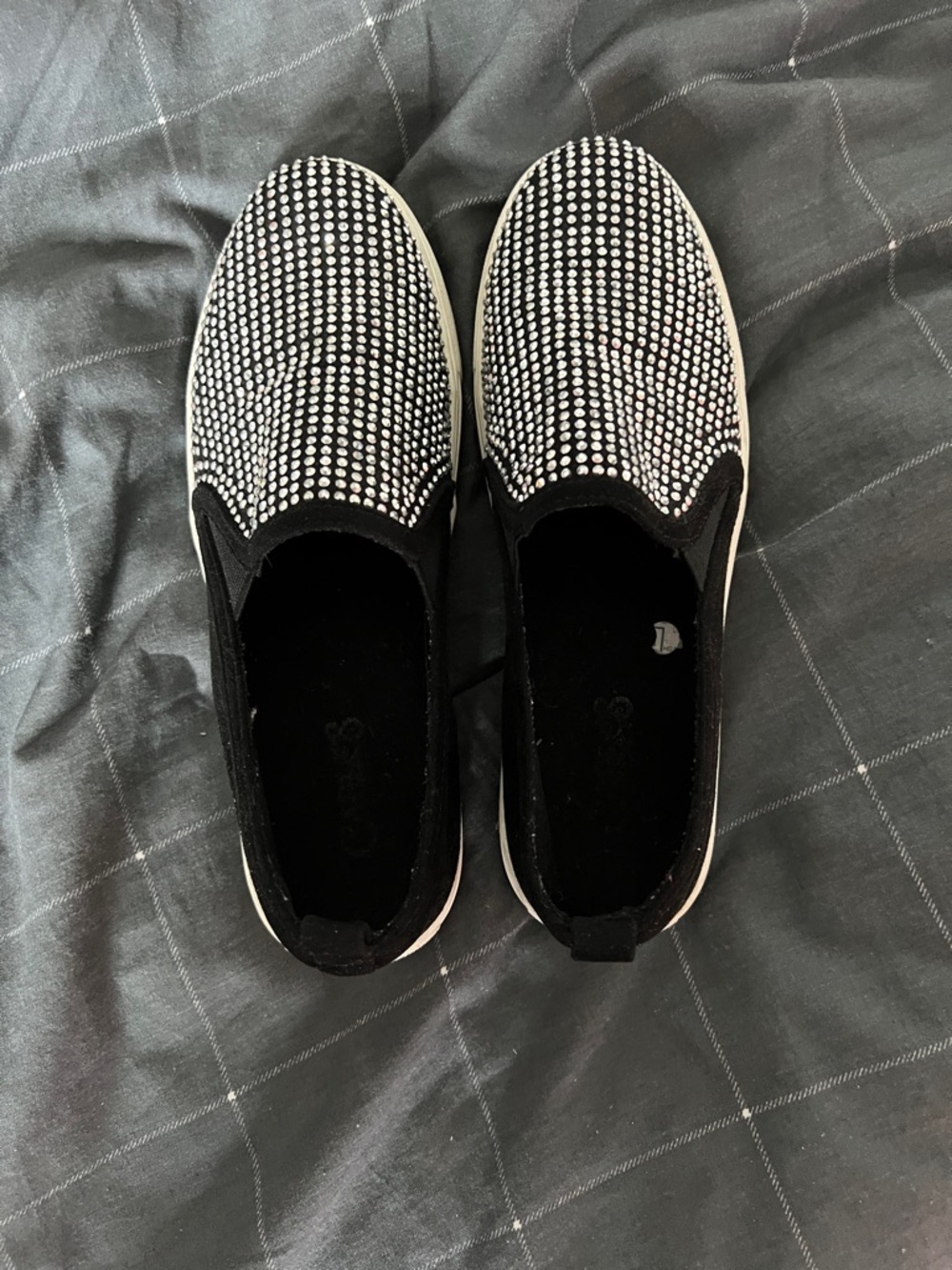 Womens Black Rhinestone Slip On Sneakers Size 6.5 Casual Shoes